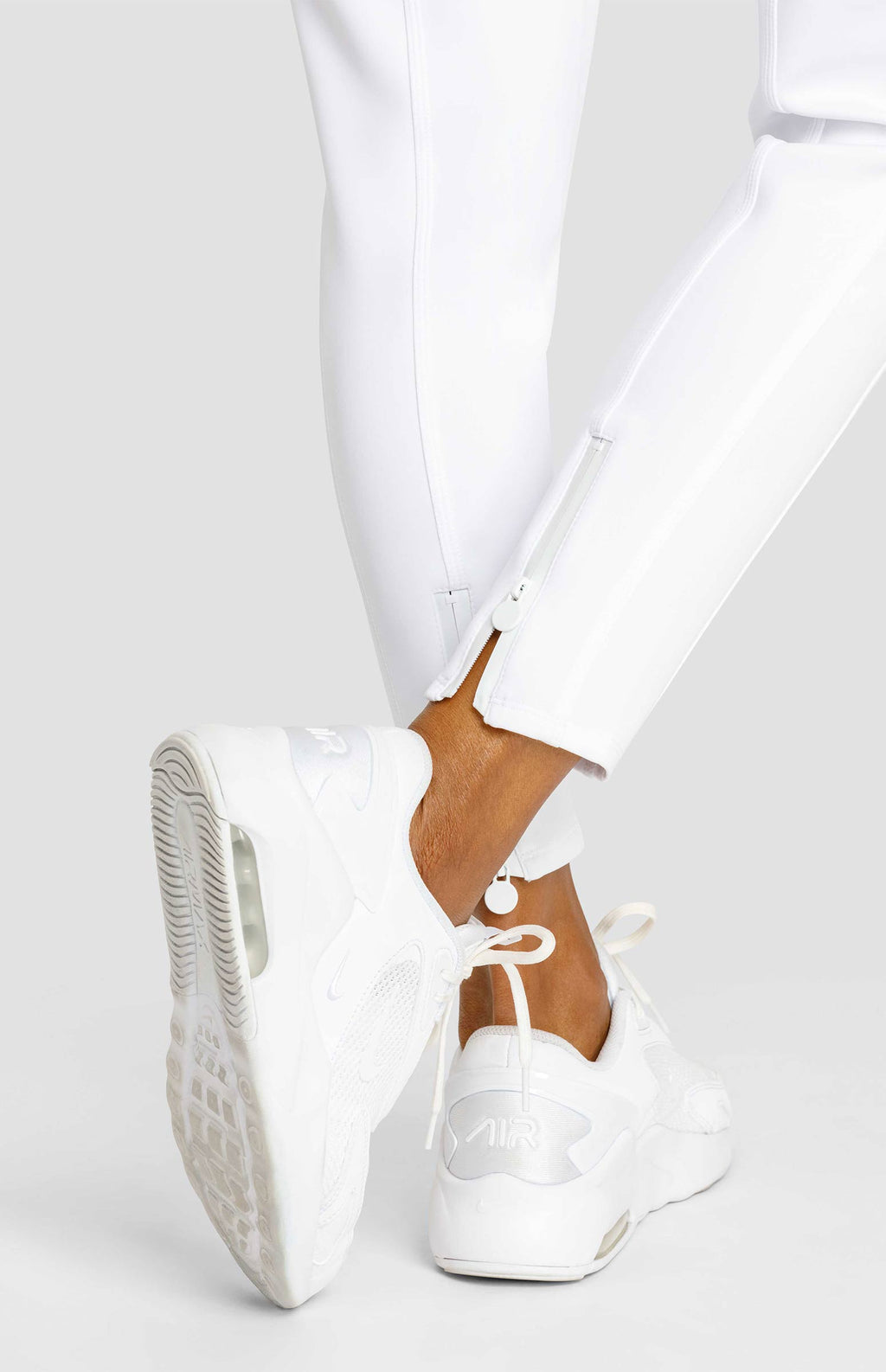 Berri 24.5" Jogger - Chalk White
