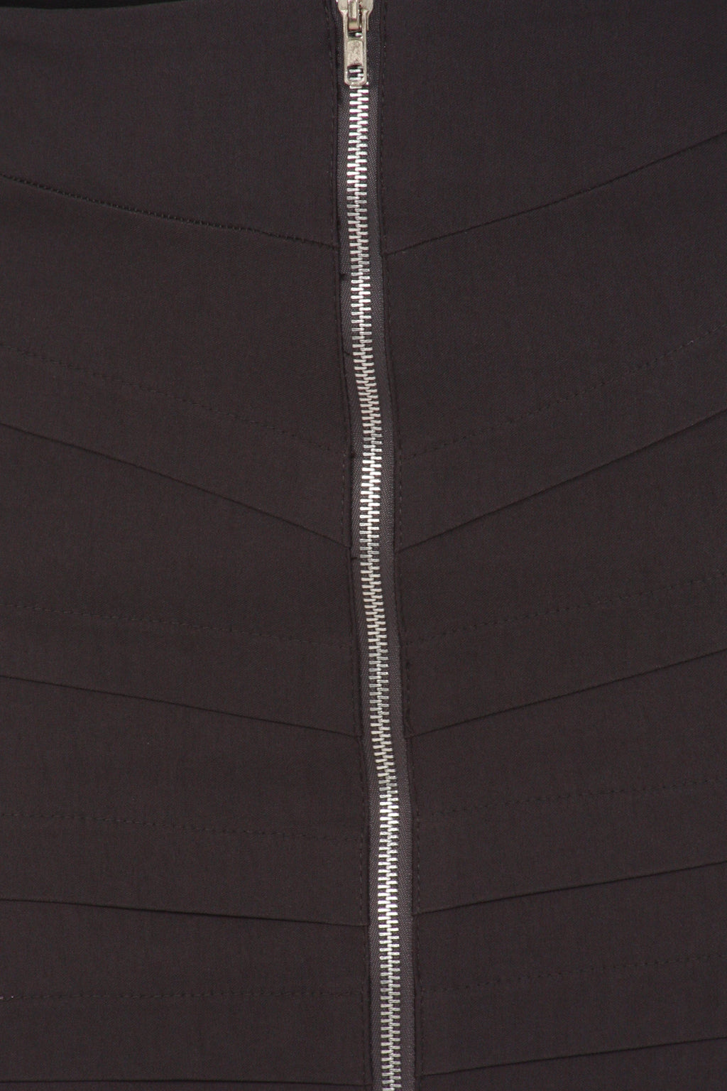 Above the Knee Zippered Tiered Sleek Stretch Pencil Skirt